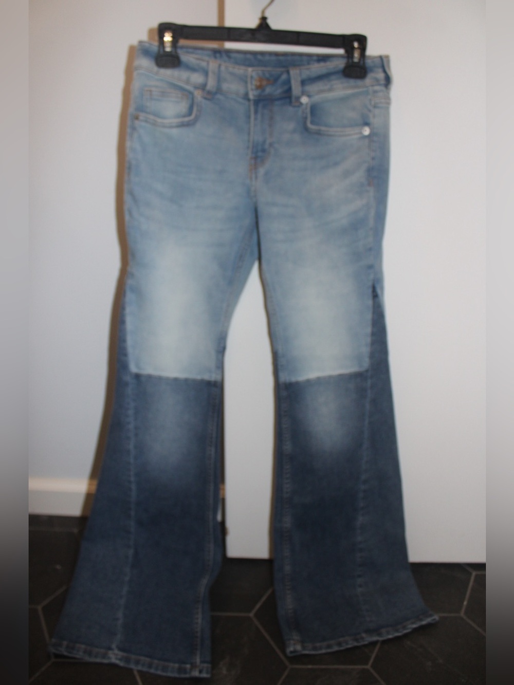 H&M Divided Two Tone Colorblock Patchwork Flare Jeans Low Rise Size 4 Y2K